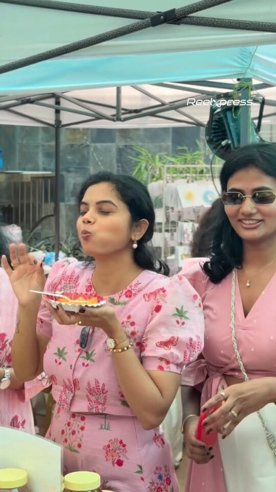 Candid Food Stall Moment